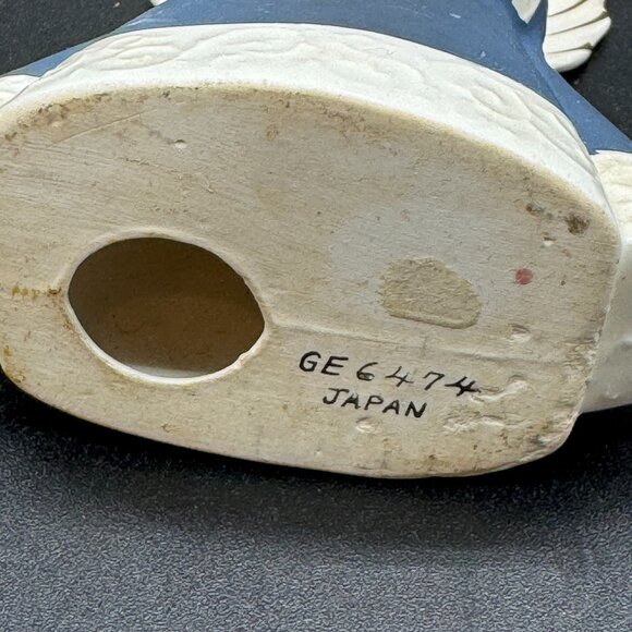 Vintage Porcelain figurine Christmas Angel Blue Poinsettia Star Japan GE6474 - Picture 5 of 6